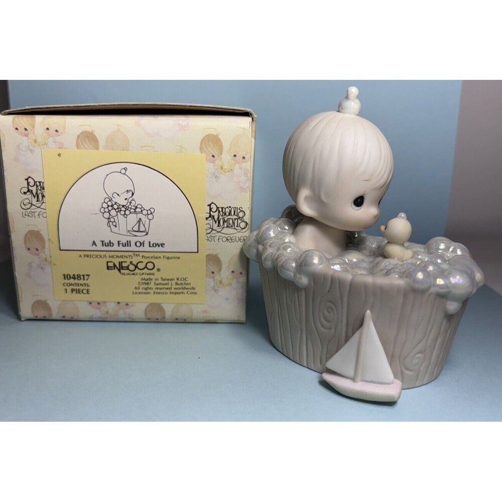 Precious Moments - "A Tub Full Of Love" in Box  #104817